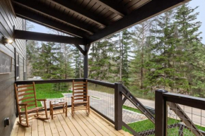 NEW 8BR Pool Cabin w Hot Tub & Arcade Room HL